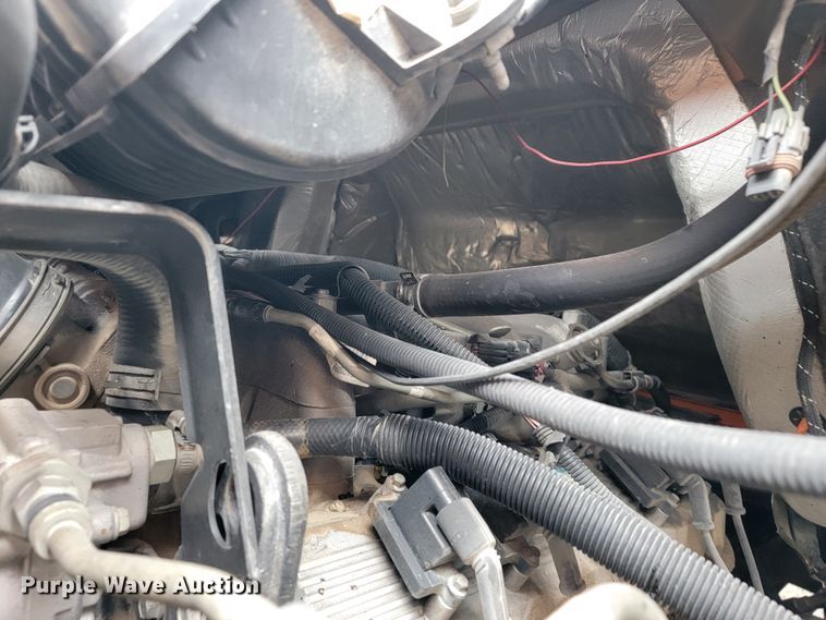 image for item JL9693 2008 GMC C7C042  dump truck