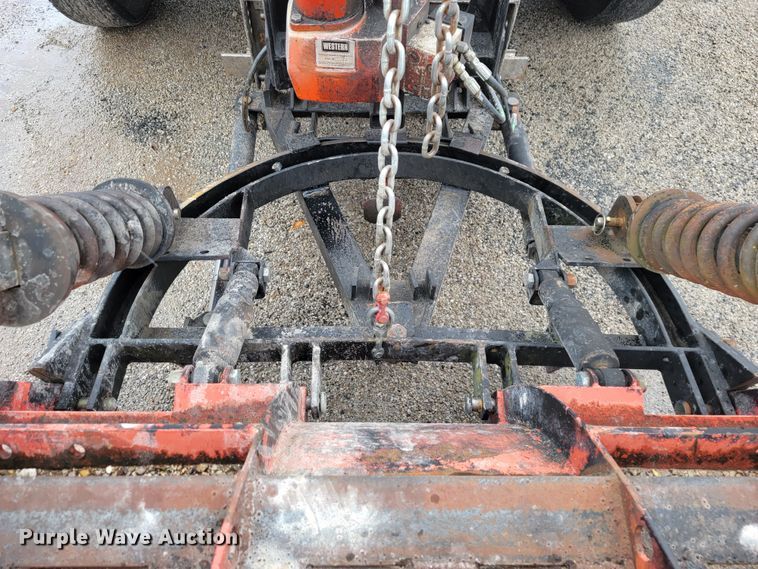 image for item JL9693 2008 GMC C7C042  dump truck