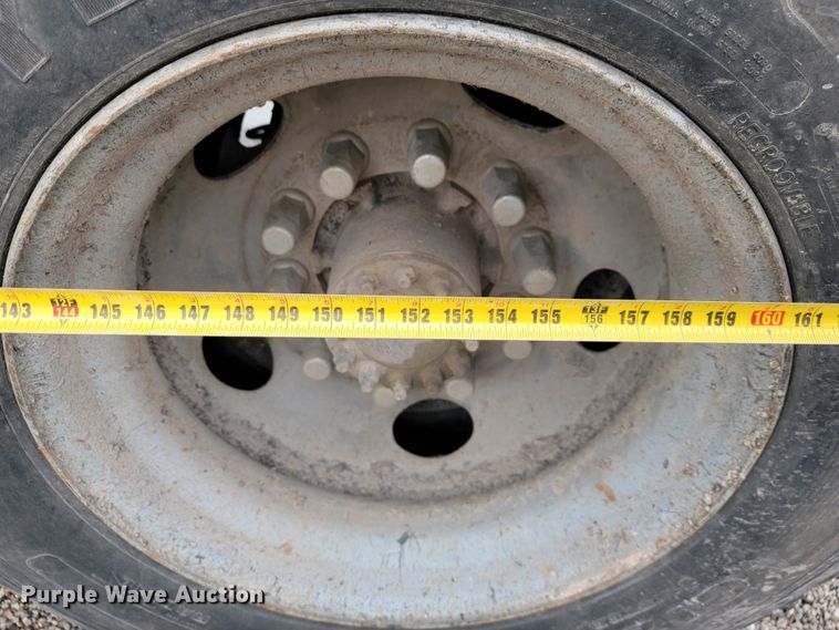 image for item JL9693 2008 GMC C7C042  dump truck