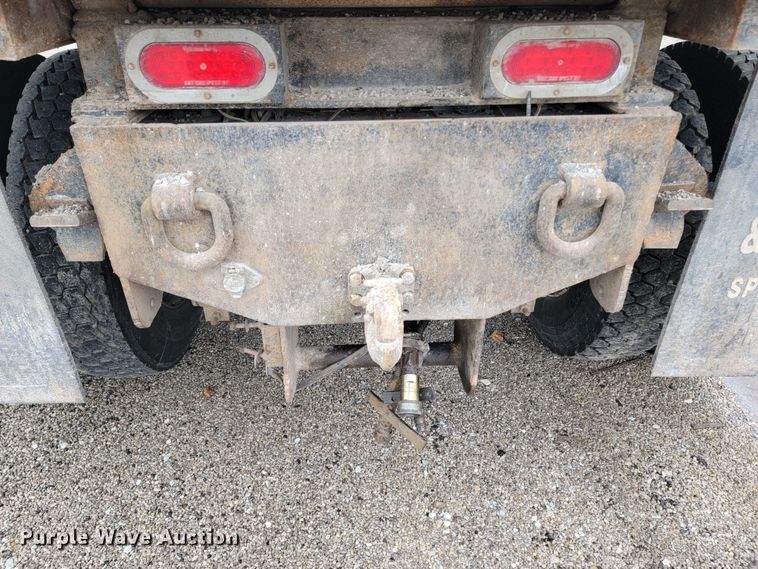 image for item JL9693 2008 GMC C7C042  dump truck
