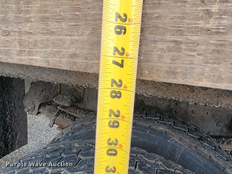 image for item JL9693 2008 GMC C7C042  dump truck