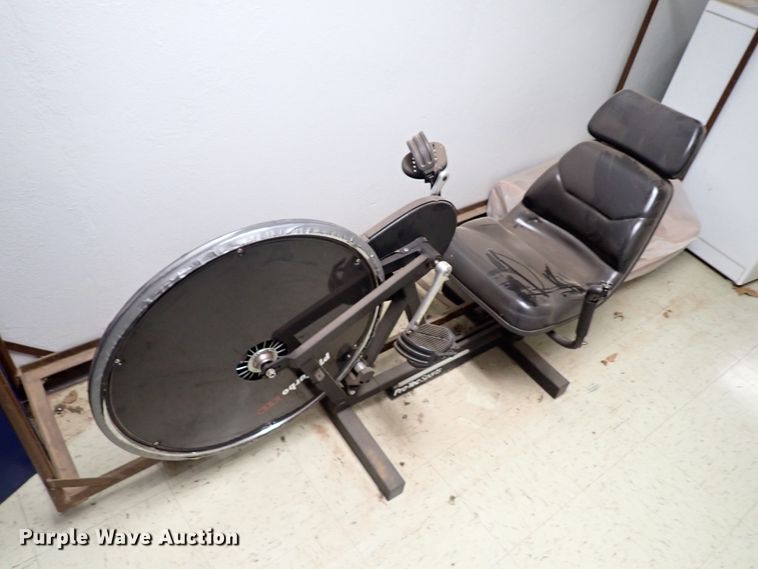 image for item JO9580 Appliances and exercise equipment