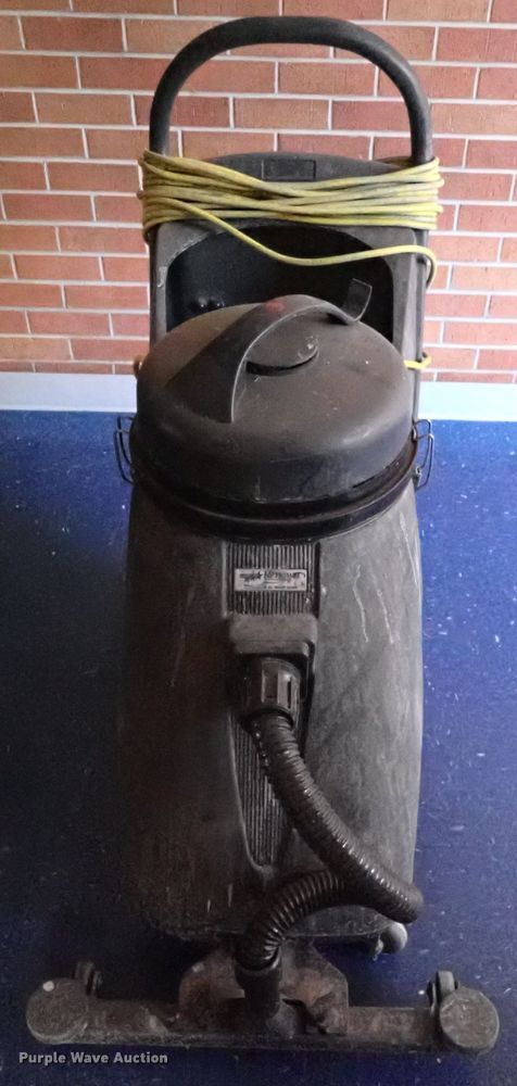 image for item JO9582 Floor cleaner and vacuum