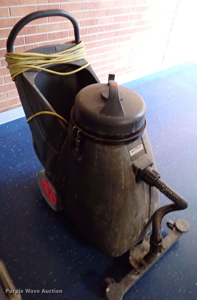 image for item JO9582 Floor cleaner and vacuum