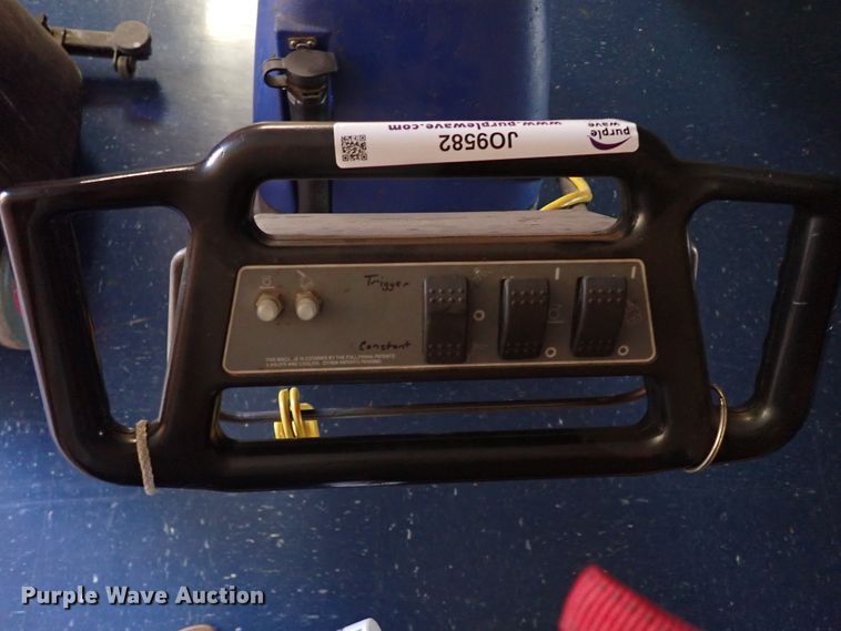 image for item JO9582 Floor cleaner and vacuum