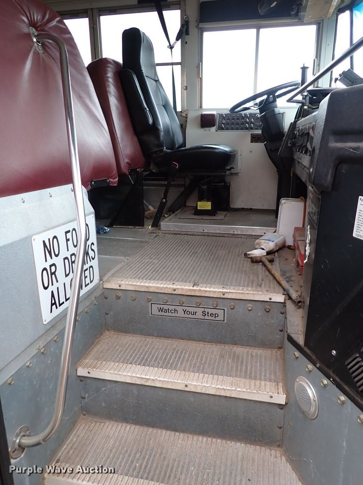 image for item JO9628 2000 Blue Bird All American  school bus