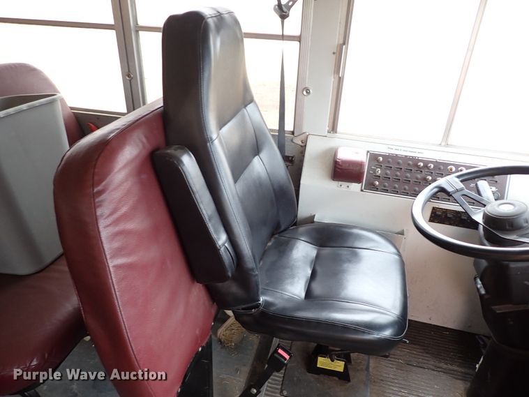 image for item JO9628 2000 Blue Bird All American  school bus