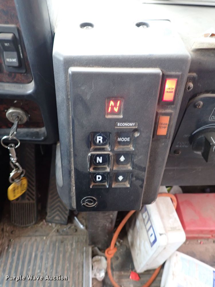 image for item JO9628 2000 Blue Bird All American  school bus