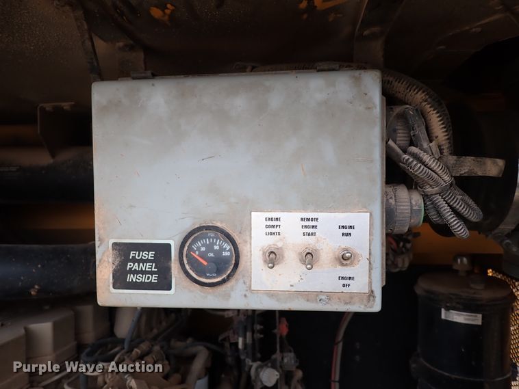 image for item JO9628 2000 Blue Bird All American  school bus