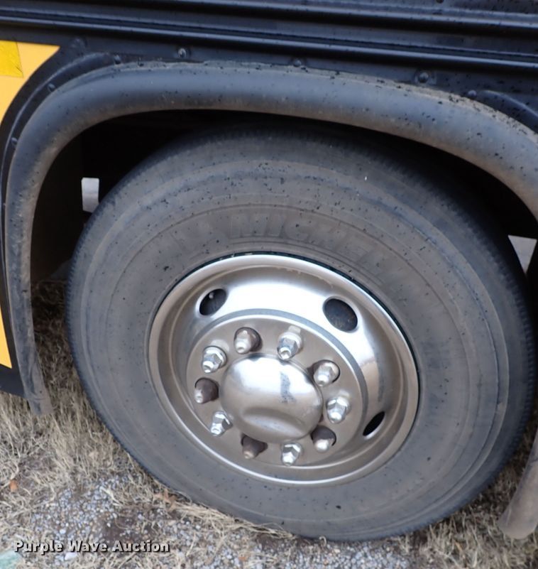 image for item JO9628 2000 Blue Bird All American  school bus