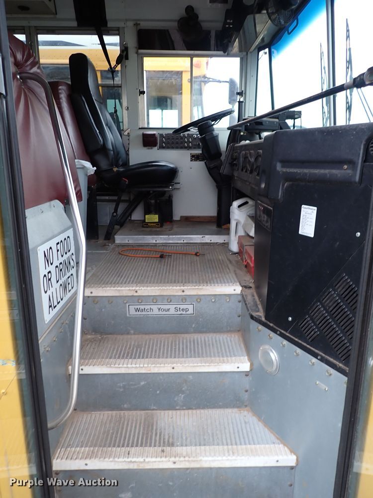 image for item JO9629 2000 Blue Bird All American  school bus