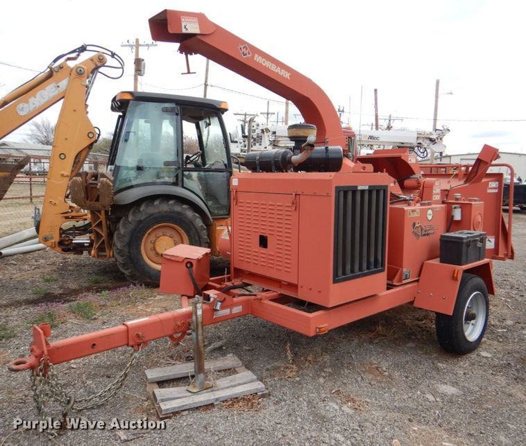 image for item JS9582 2012 Morbark Beever M15R  wood chipper