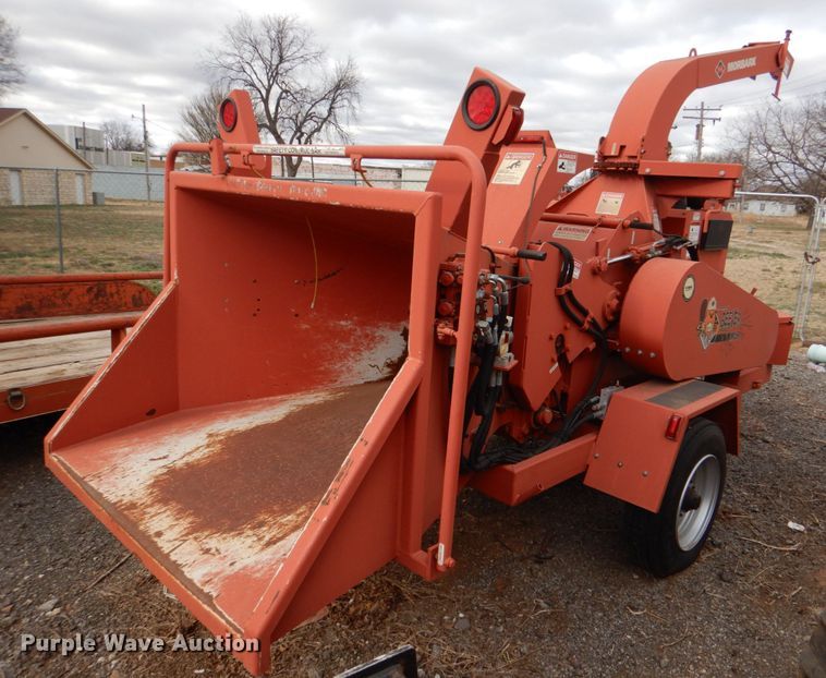 image for item JS9582 2012 Morbark Beever M15R  wood chipper