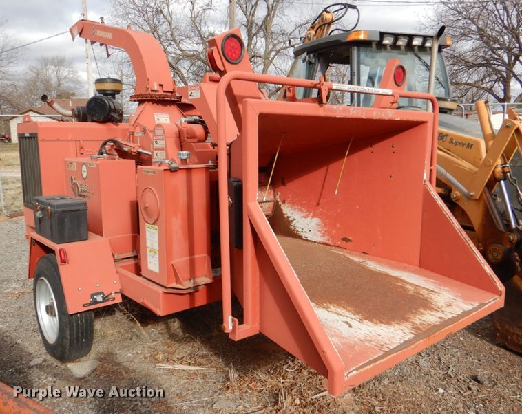 image for item JS9582 2012 Morbark Beever M15R  wood chipper