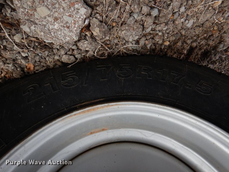 image for item JS9582 2012 Morbark Beever M15R  wood chipper