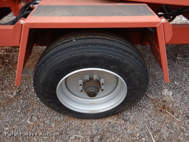 image for item JS9582 2012 Morbark Beever M15R  wood chipper