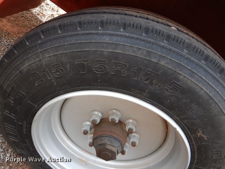 image for item JS9582 2012 Morbark Beever M15R  wood chipper