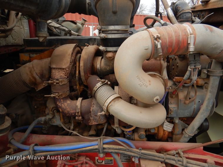 image for item JS9583 2006 Kenworth T800  semi truck