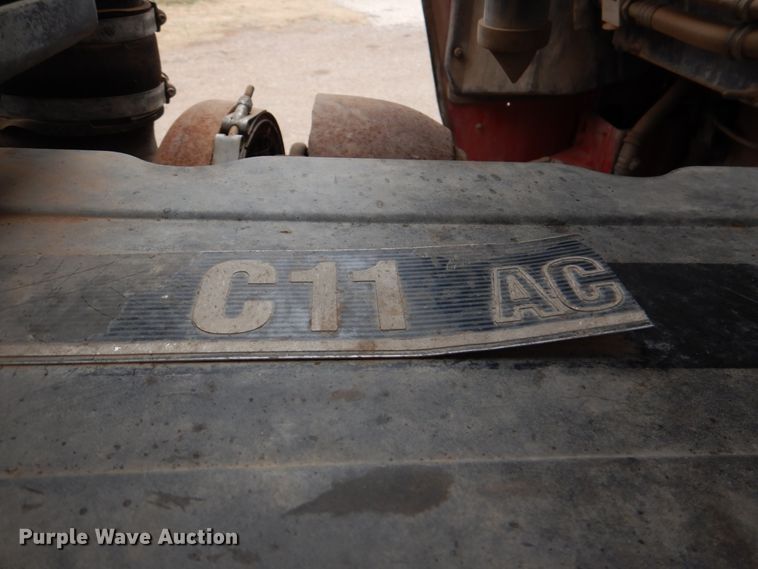 image for item JS9583 2006 Kenworth T800  semi truck