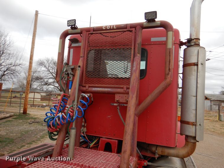 image for item JS9583 2006 Kenworth T800  semi truck