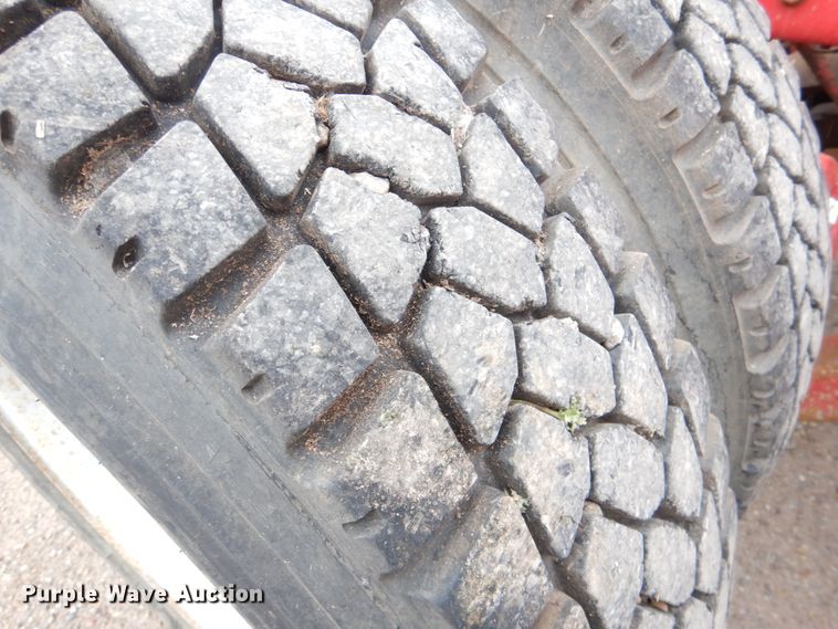 image for item JS9583 2006 Kenworth T800  semi truck