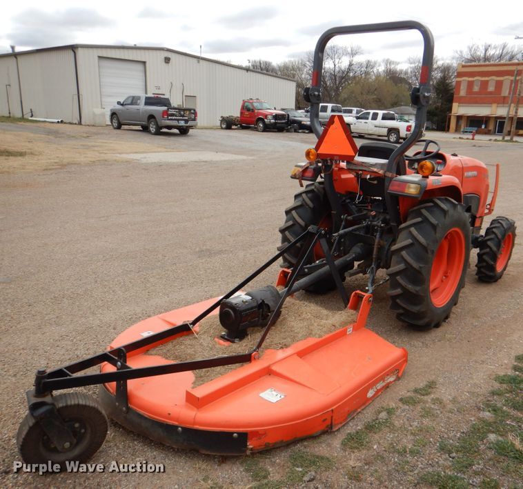 image for item JS9584 2014 Kubota L3901  MFWD tractor