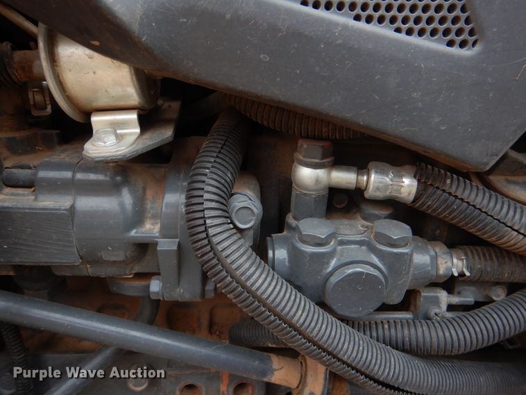 image for item JS9584 2014 Kubota L3901  MFWD tractor