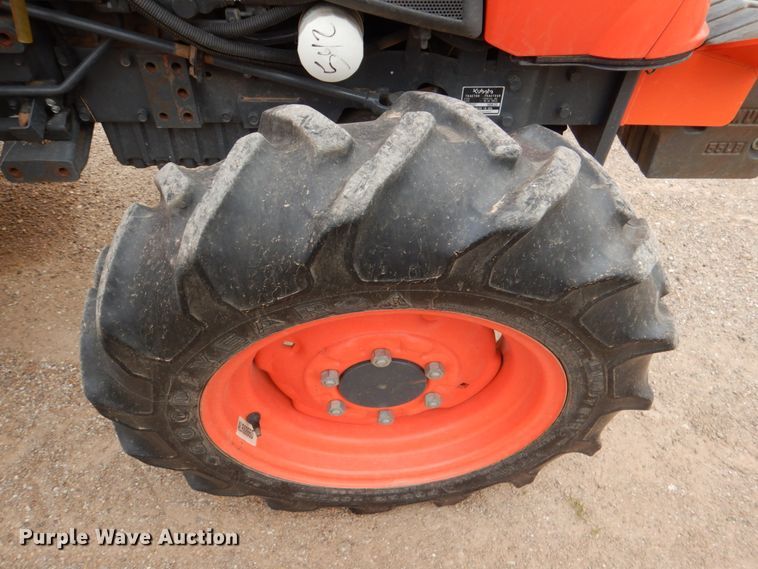 image for item JS9584 2014 Kubota L3901  MFWD tractor