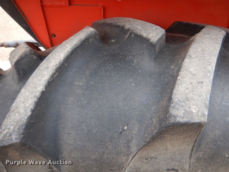 image for item JS9584 2014 Kubota L3901  MFWD tractor