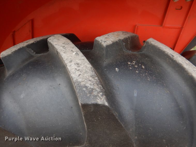 image for item JS9584 2014 Kubota L3901  MFWD tractor