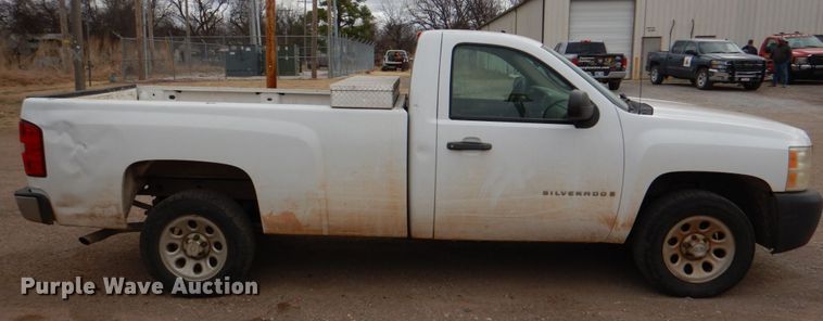 image for item JS9585 2008 Chevrolet Silverado 1500  pickup truck