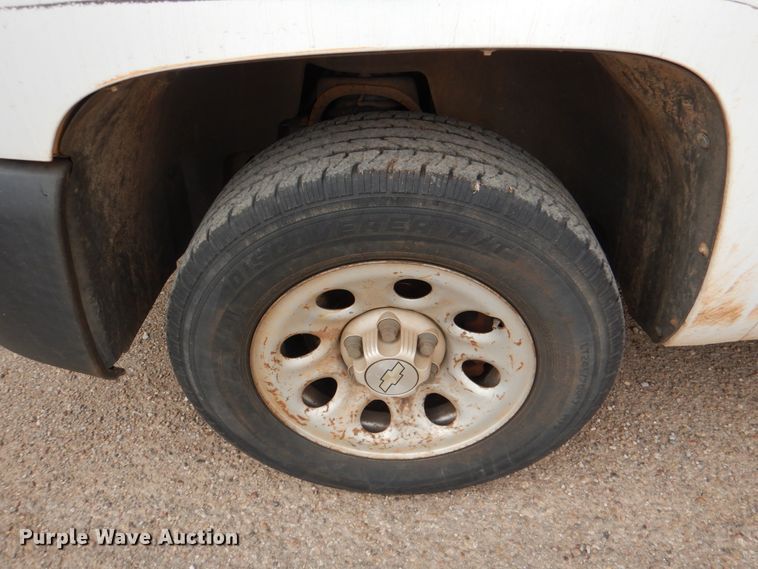 image for item JS9585 2008 Chevrolet Silverado 1500  pickup truck