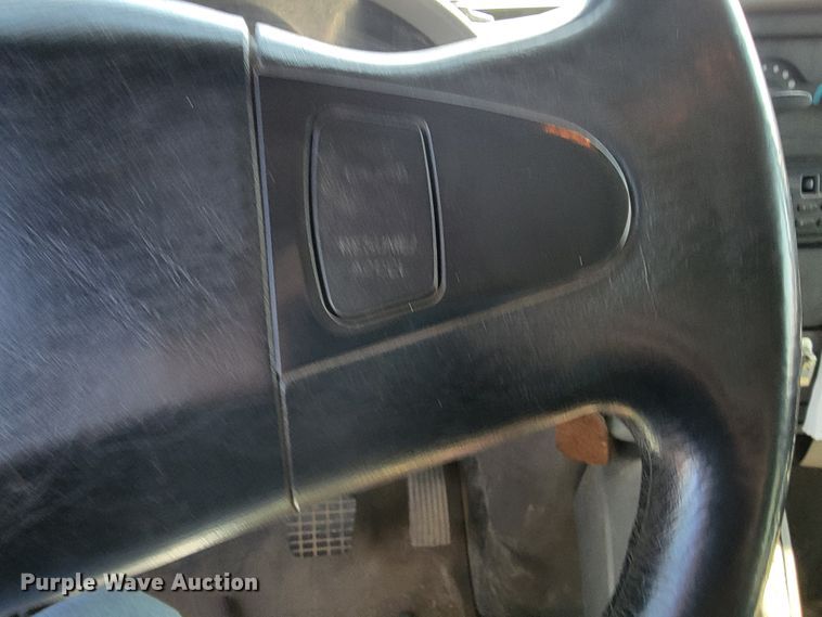 image for item JS9639 2005 International 4300  dump truck