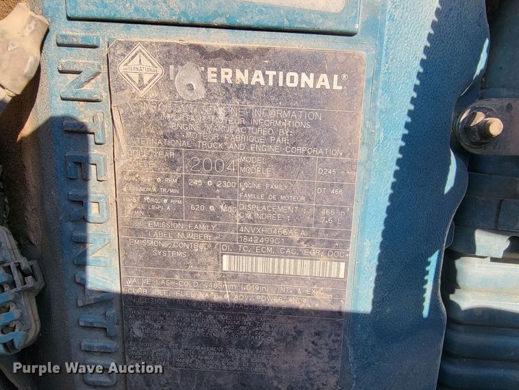 image for item JS9639 2005 International 4300  dump truck