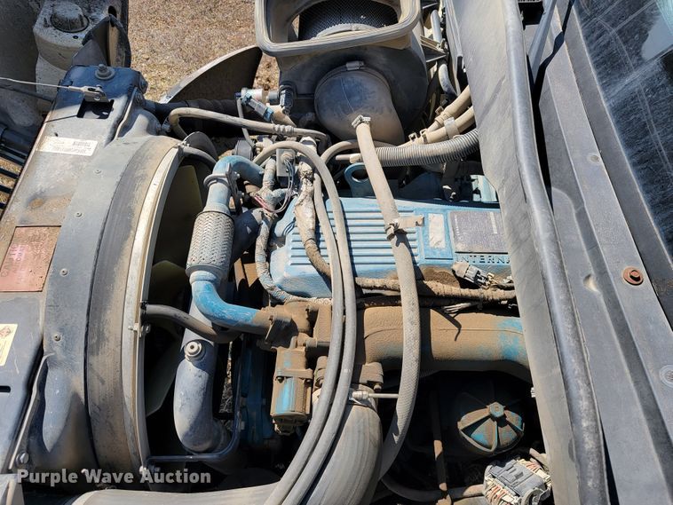 image for item JS9639 2005 International 4300  dump truck