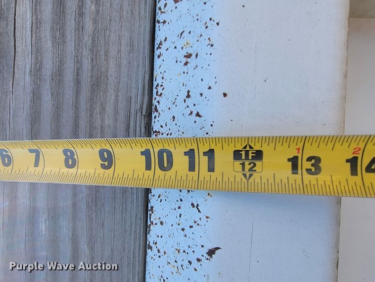 image for item JS9639 2005 International 4300  dump truck