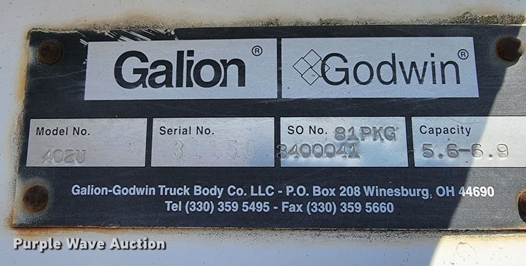 image for item JS9639 2005 International 4300  dump truck