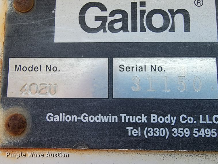 image for item JS9639 2005 International 4300  dump truck