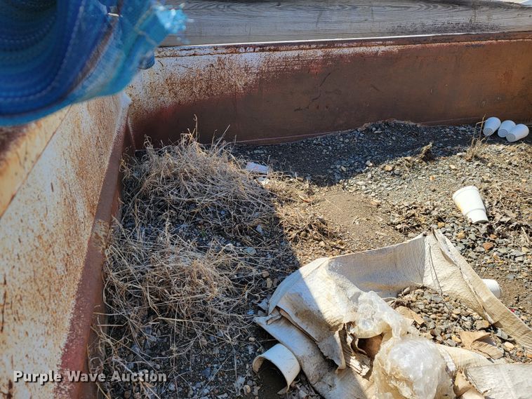 image for item JS9639 2005 International 4300  dump truck