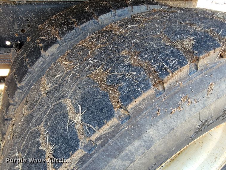 image for item JS9639 2005 International 4300  dump truck