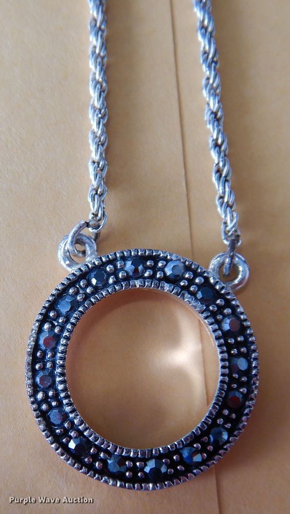 image for item JV9170 Necklace and pendant