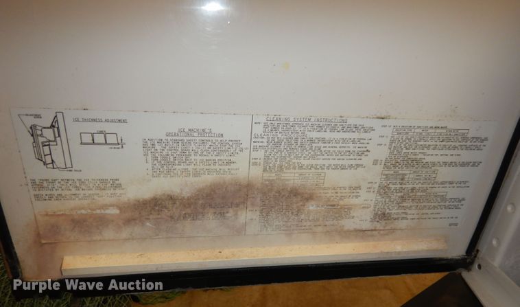 image for item JV9239 2005 Manitowoc SY0455W  ice maker