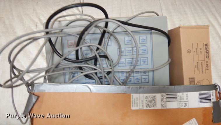 image for item JV9240 (2) Scorebrain Electro-Mech scoreboards