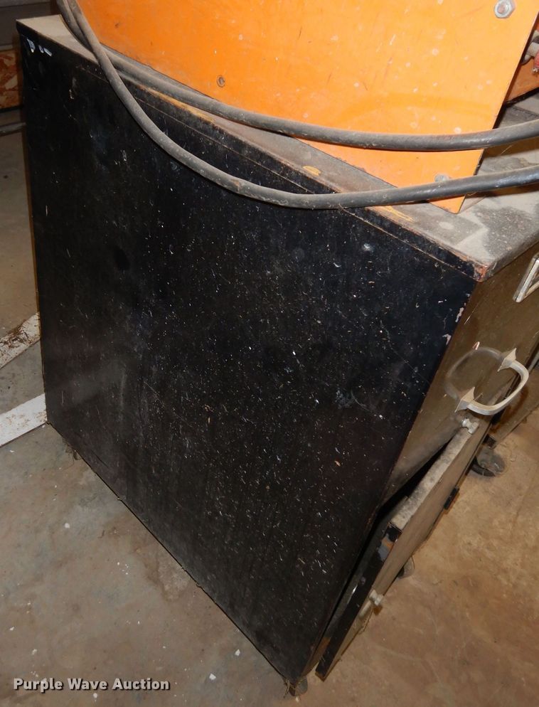 image for item JV9241 Airco  welder