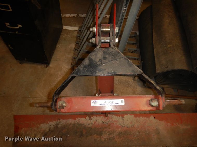 image for item JV9243 Rhino R200  5'W blade