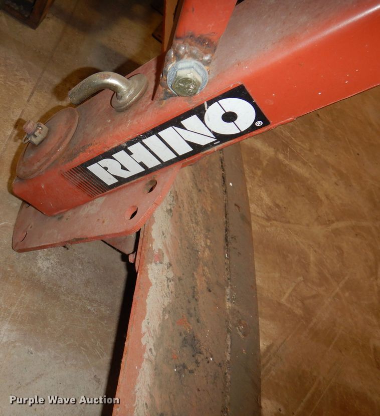 image for item JV9243 Rhino R200  5'W blade