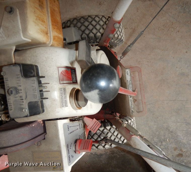 image for item JV9247 Snapper I422  snow blower