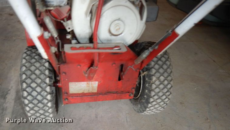 image for item JV9247 Snapper I422  snow blower