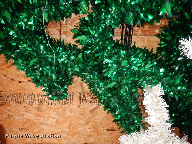 image for item JV9280 (9) light pole decorations