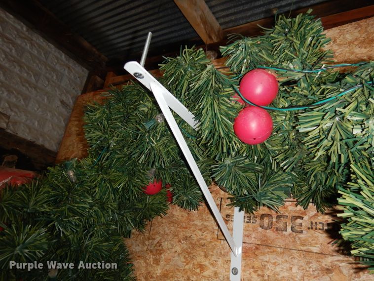 image for item JV9280 (9) light pole decorations